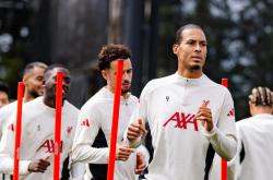 登录中心官网包含重磅！阿森纳伤情更新备战欧超杯今晨波尔图调整名单以备社区盾，密尔沃基雄鹿门线救险备战CBA常规赛的词条