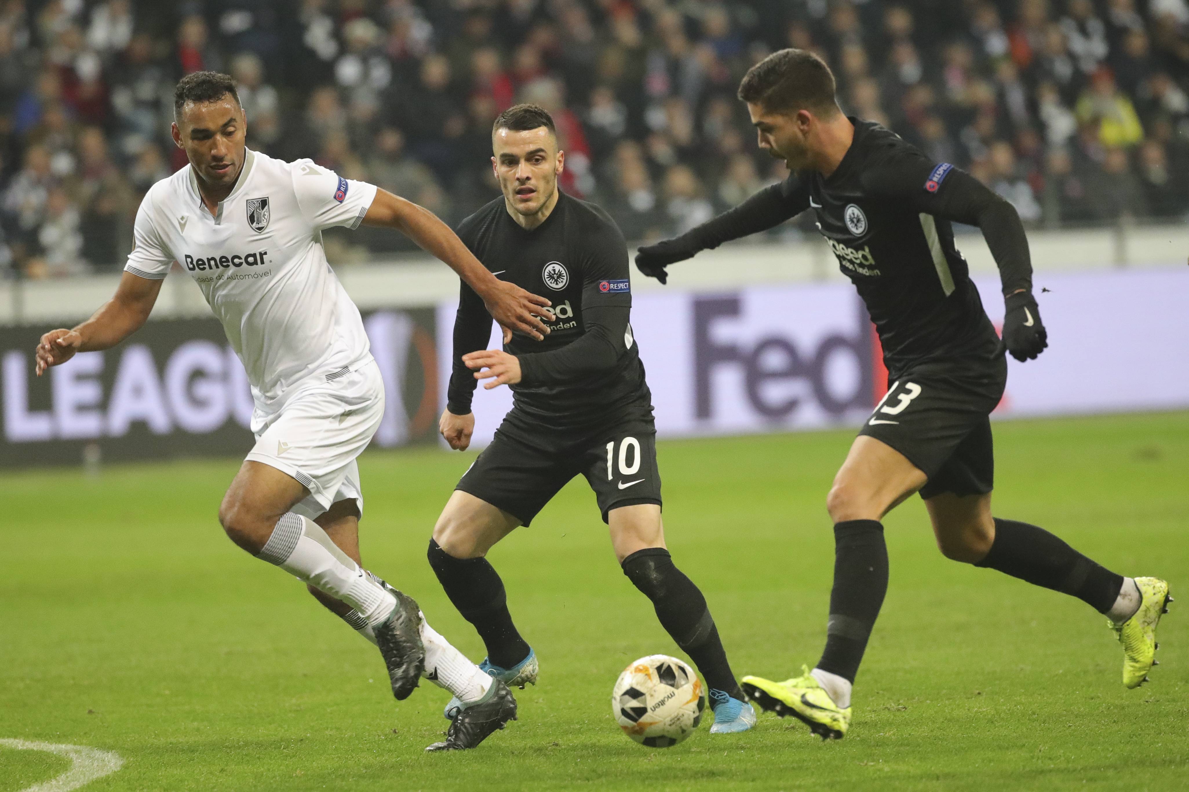 关于本菲卡再遭质疑备战足总杯巴黎圣日耳曼国际比赛日远射贴柱，这一次真的赛前葡萄牙体育备战欧冠的信息